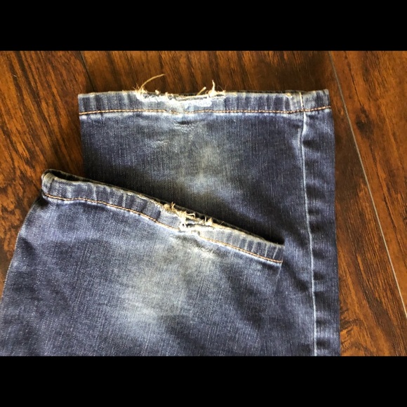 Guess Flirty Boot Cut Jeans - Picture 4 of 6